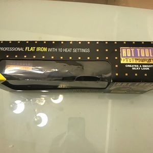 Hot tools pro flat iron with pulse technology